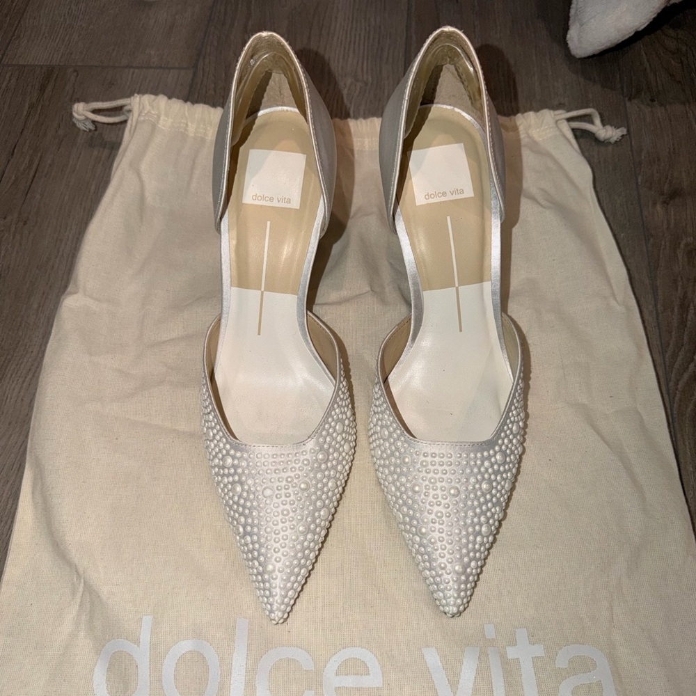 Dolce Vita white pearl heels